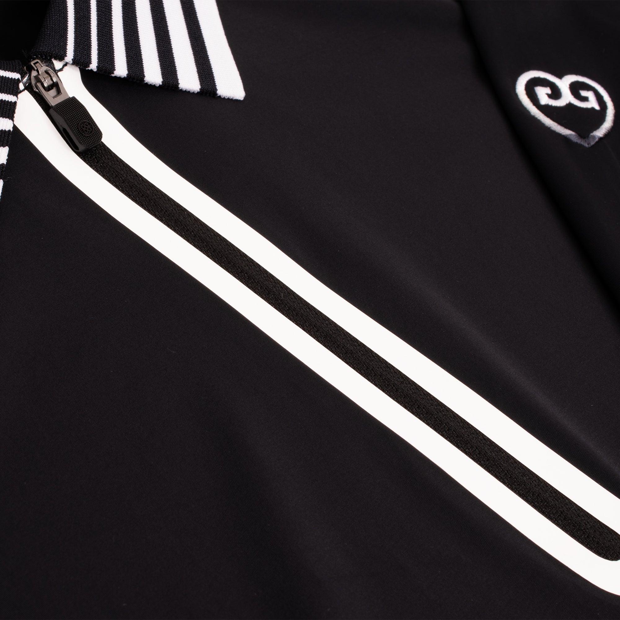 G/FORE Silky Tech Nylon Gradient Heart Quarter Zip Ladies Golf Polo Shirt Onyx