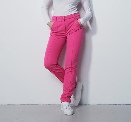 Women's Winter Golf Trousers Stay Warm and Stylish on the Course
