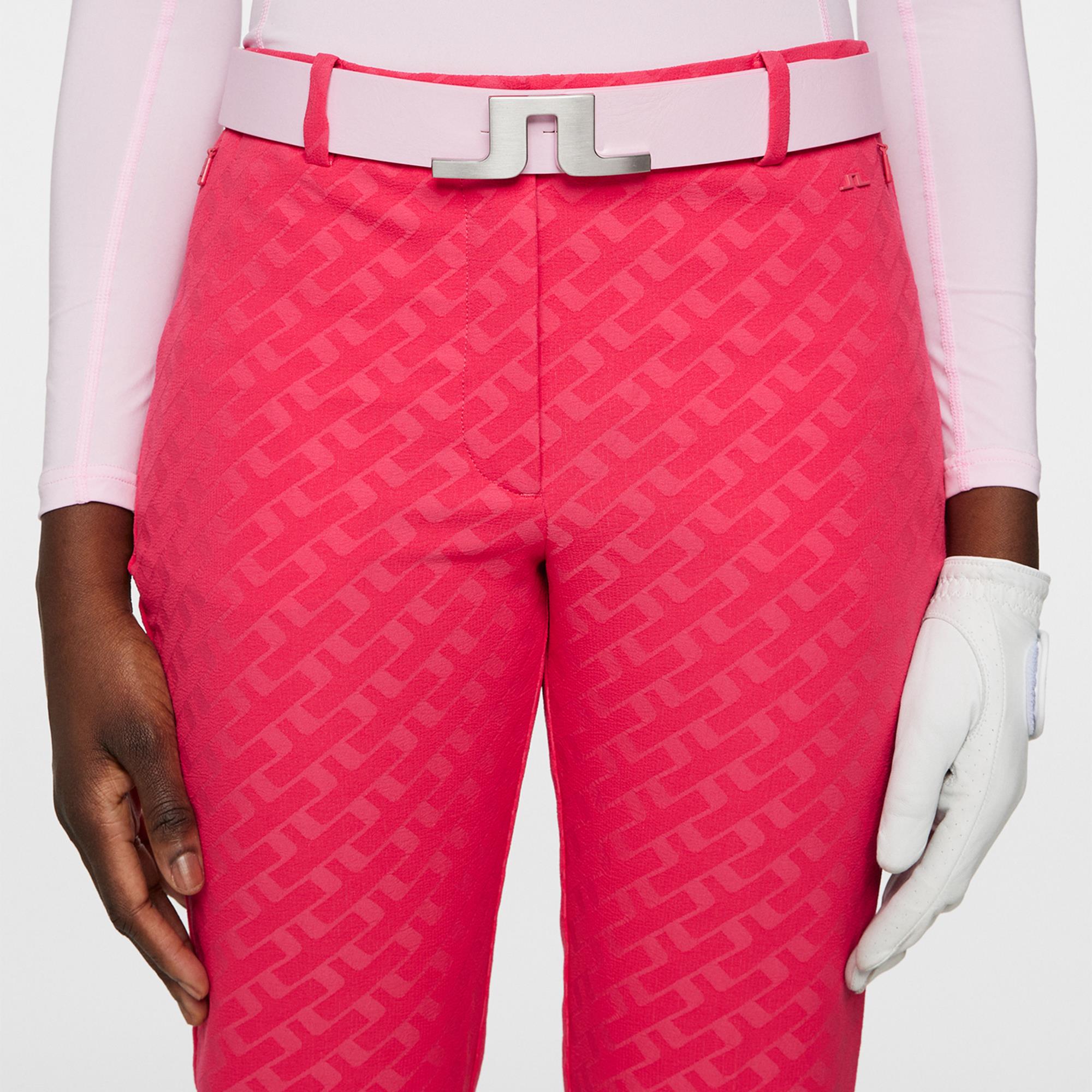 Ladies Online Golf