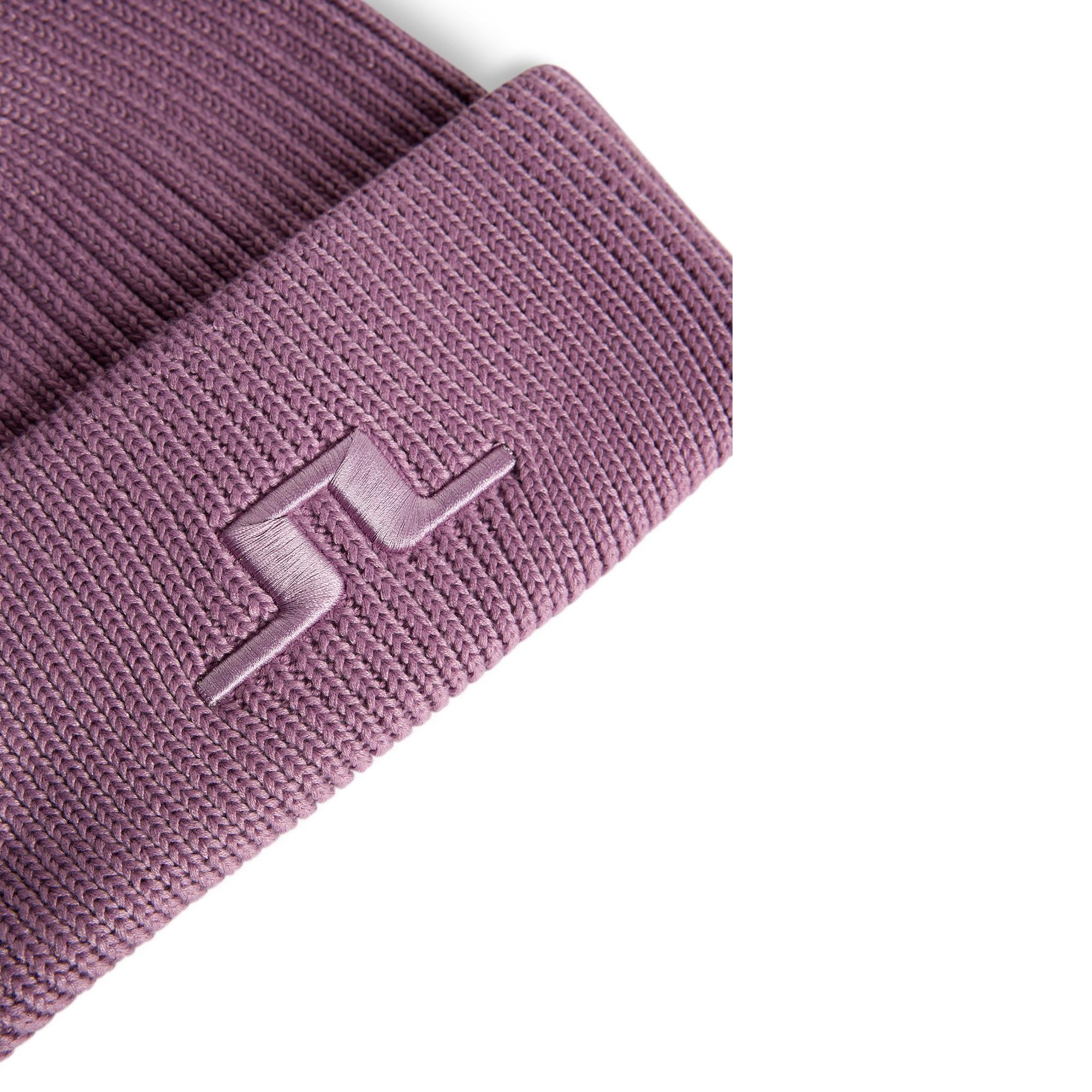 J Lindeberg Grace Ladies Golf Beanie Very Grape