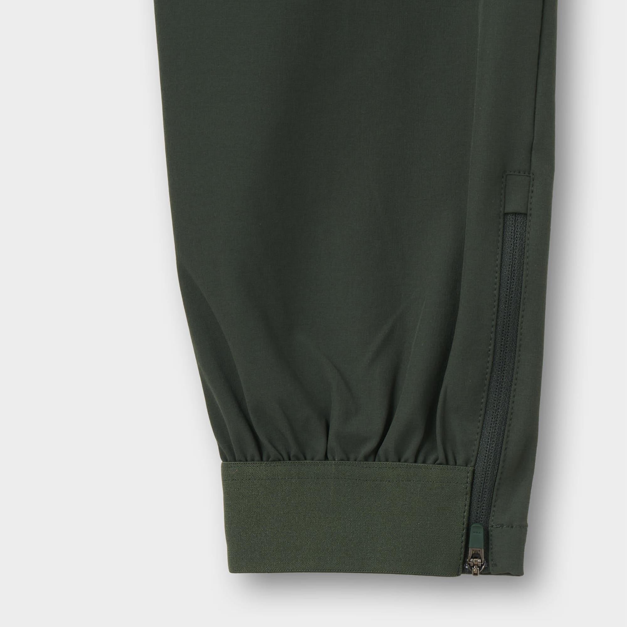 Macade Golf Four-Way Stretch Ladies Golf Jogger Moss Green 27 Inch Leg