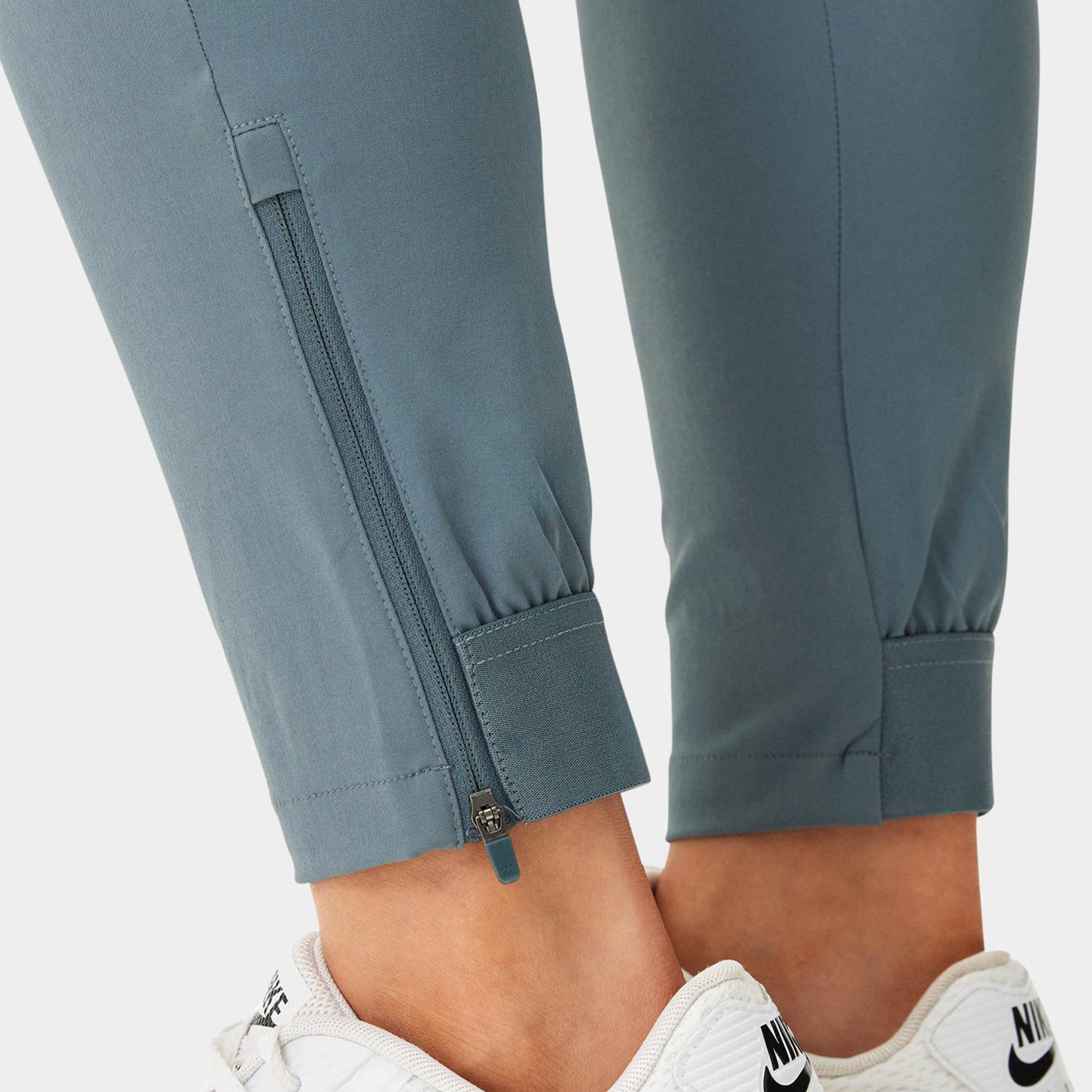 Macade Golf Four-Way Stretch Ladies Golf Jogger Stone Blue 29 Inch Leg