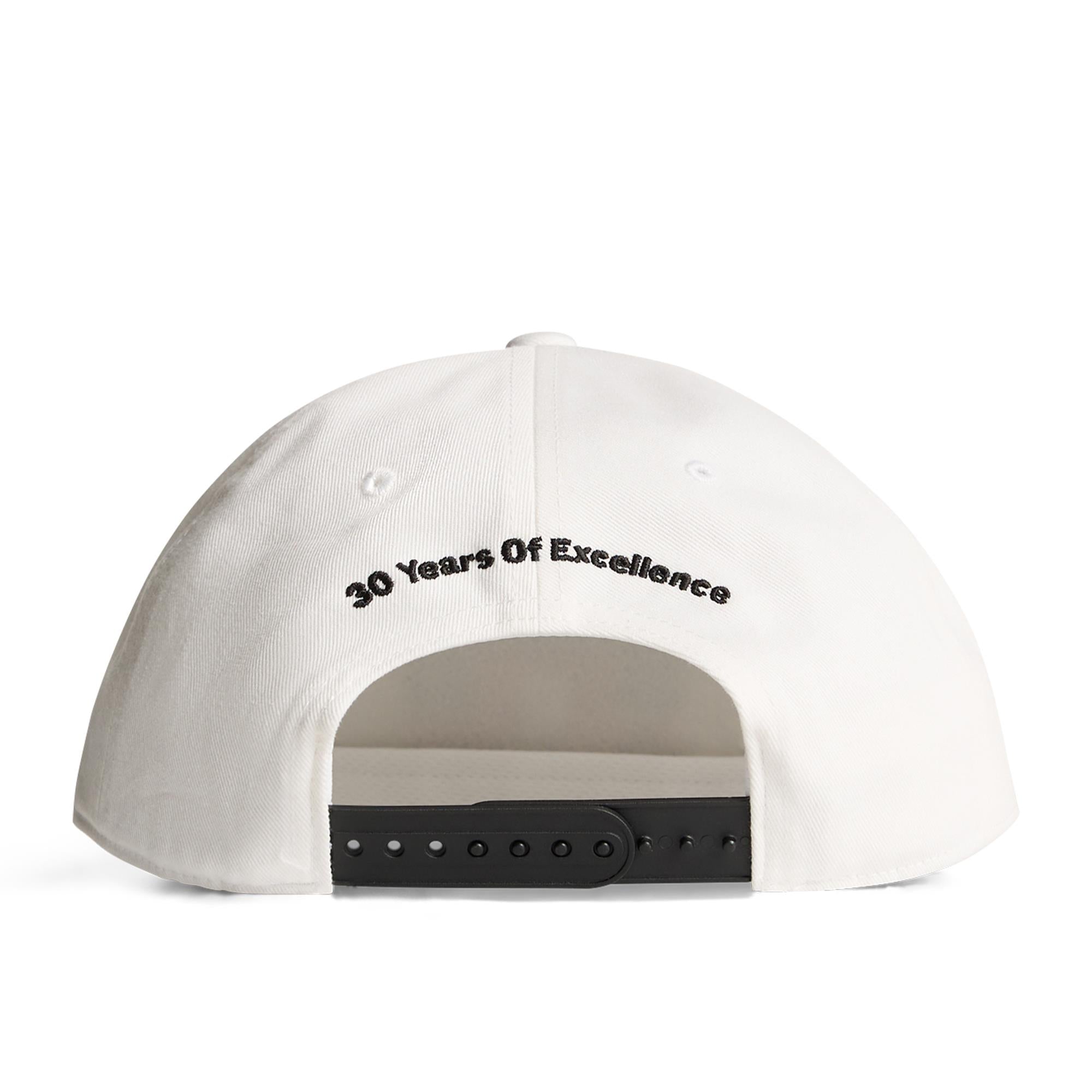 J Lindeberg 30Y Cap Azalea White