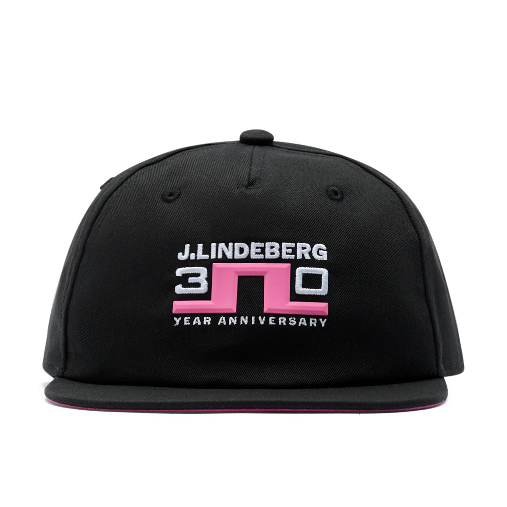 J Lindeberg 30Y Cap Black