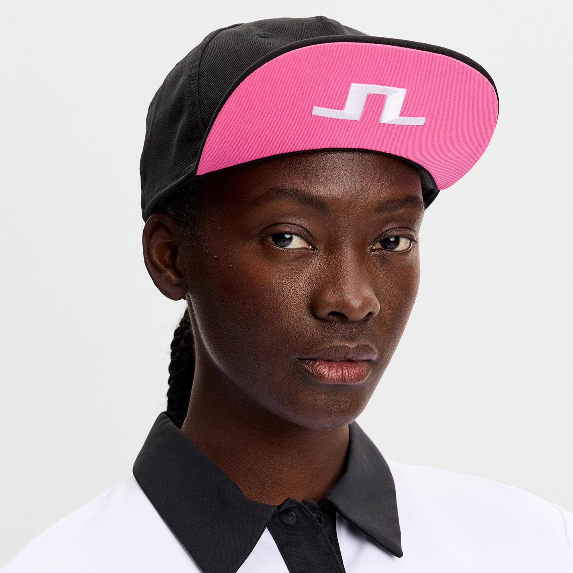 J Lindeberg 30Y Cap Black