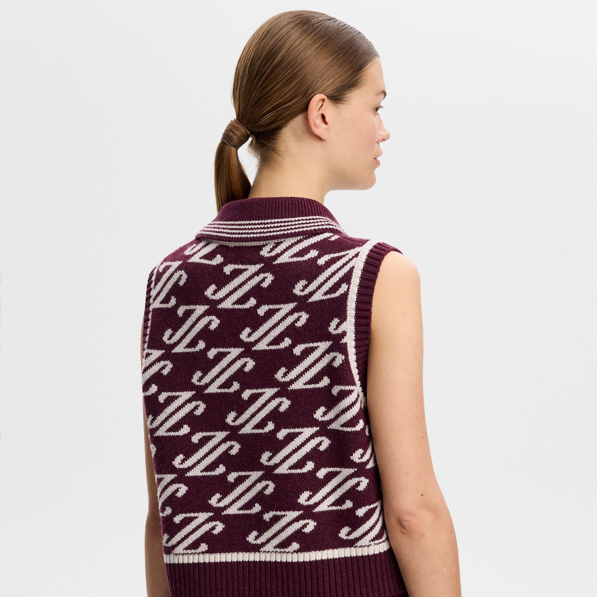 J Lindeberg Phoebe Jacquard Knit Vest Cardi Jacquard Winetasting