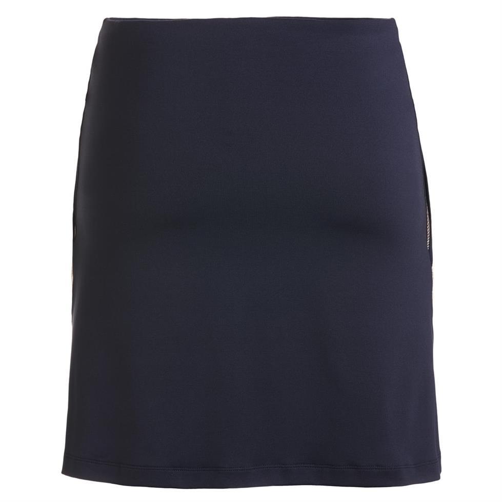 Golfino femme : des vêtements de golf pensés pour la performance et l'allure Golfino femme : des vêtements de golf pensés pour la performance et l'allure